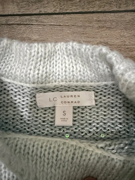 LC Lauren Conrad Soft Knit Sweater in Cream & Pale Gray - Picture 2 of 5